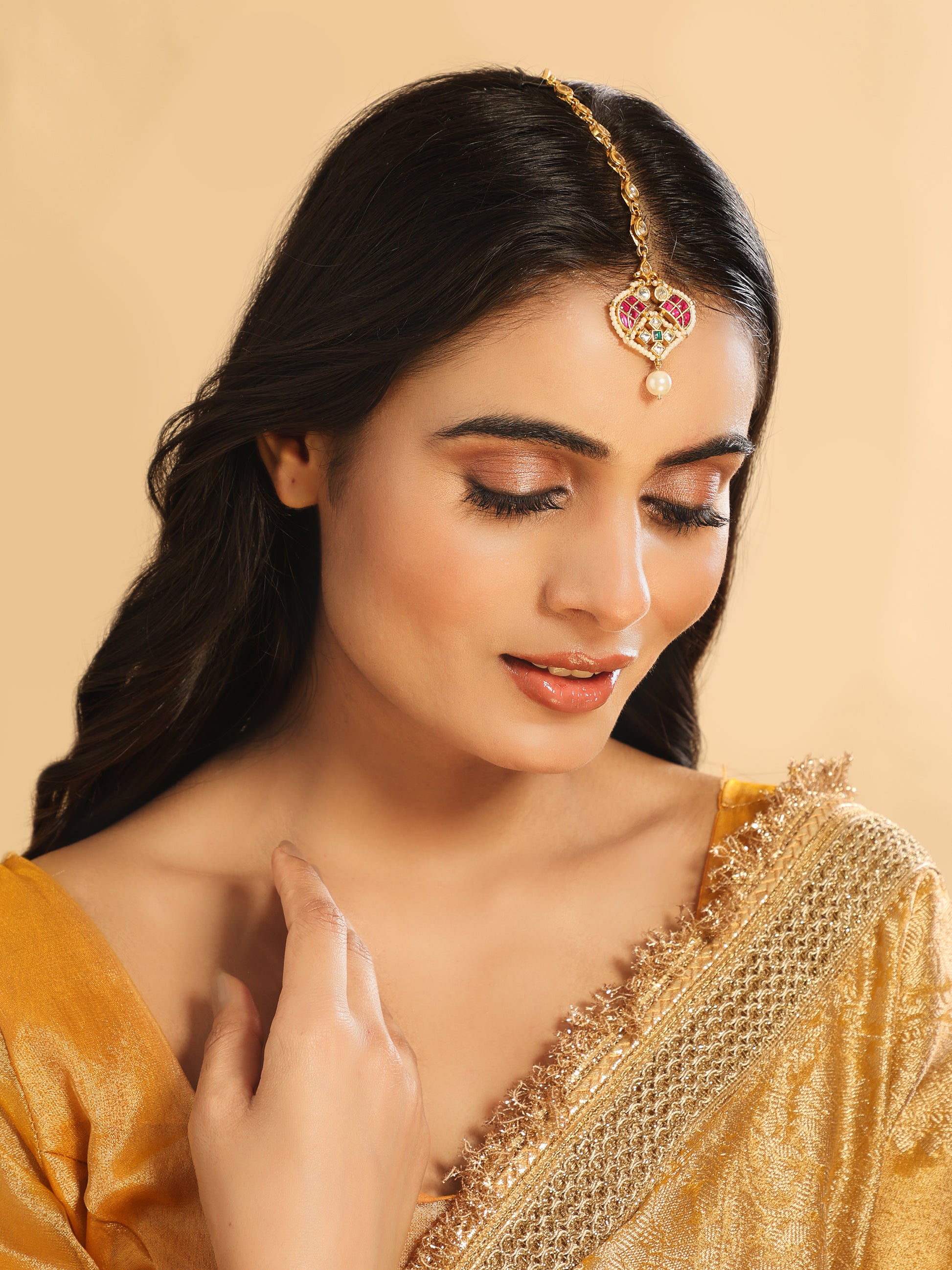 Pearl & Enamel Grace Minimal Maang Tikka